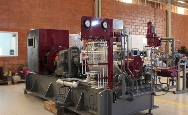 Como implementar microgeração de energia na sua indústria